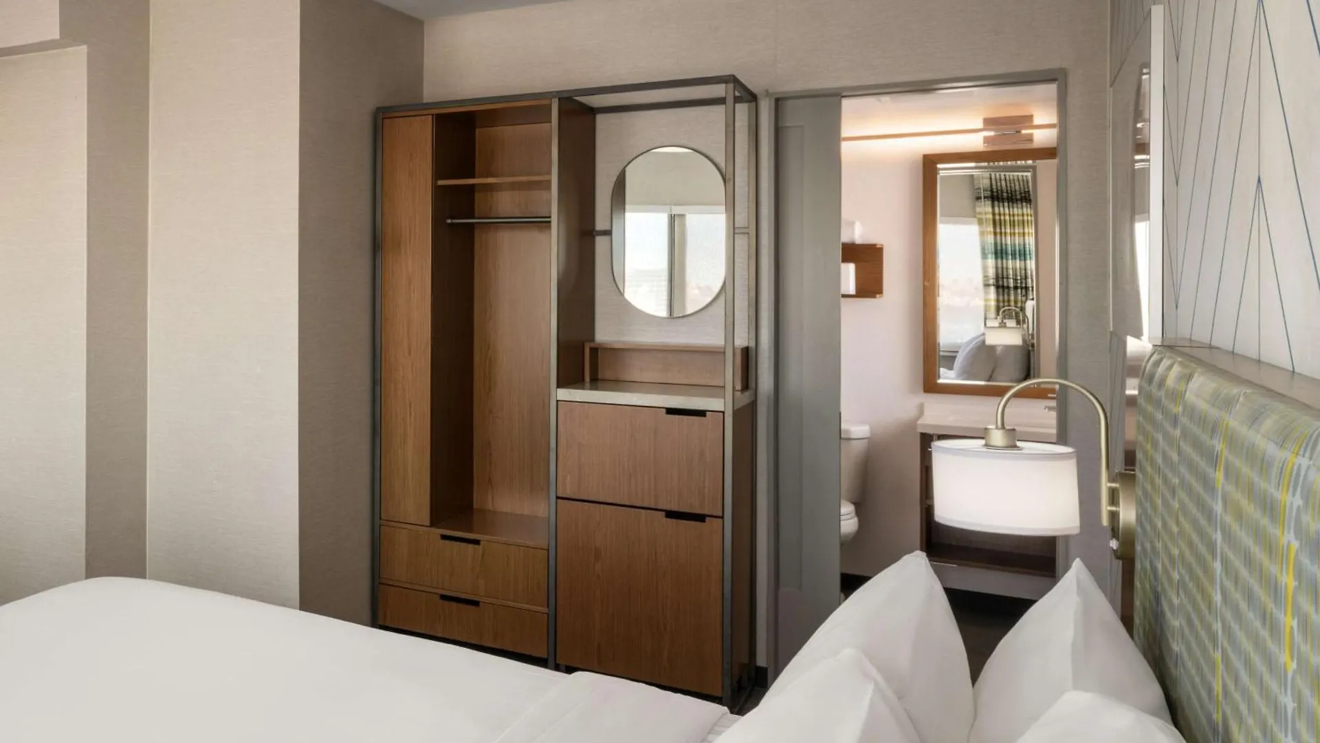 The Nedia, BW Signature Collection New York 0*,  United States